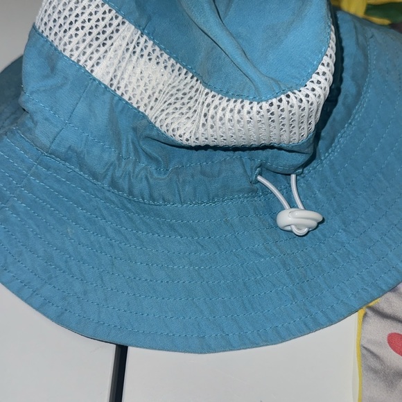 Baby boy summer bundle matching sets and summer hats - Picture 8 of 10